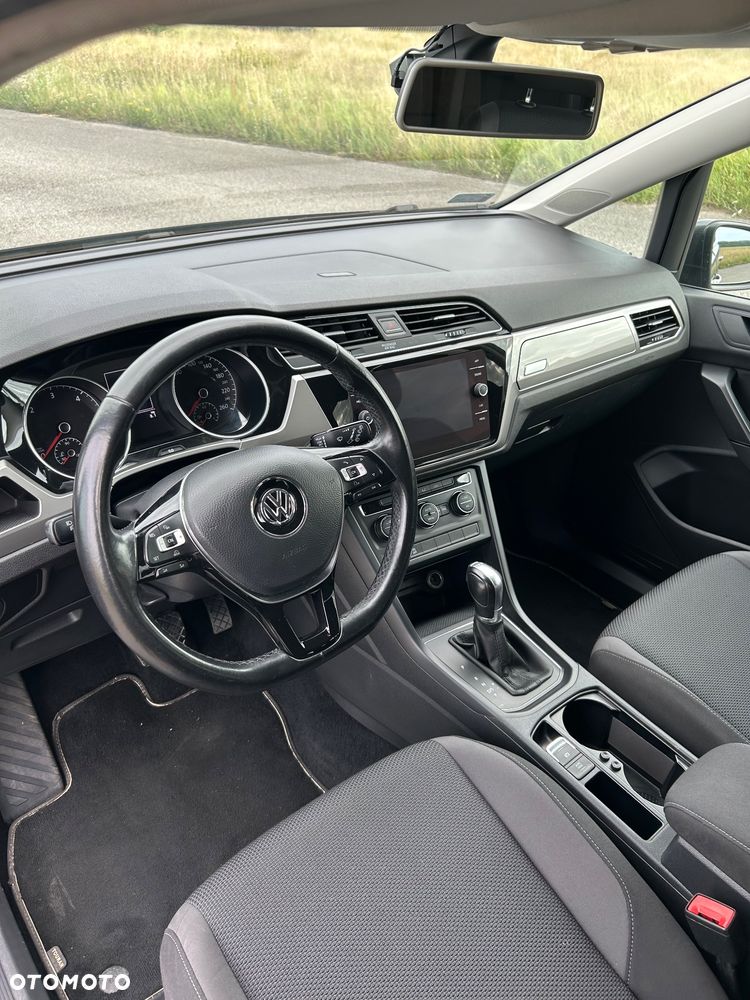 Volkswagen Touran 1.6 TDI SCR (BlueMotion Technology) DSG Comfortline - 16