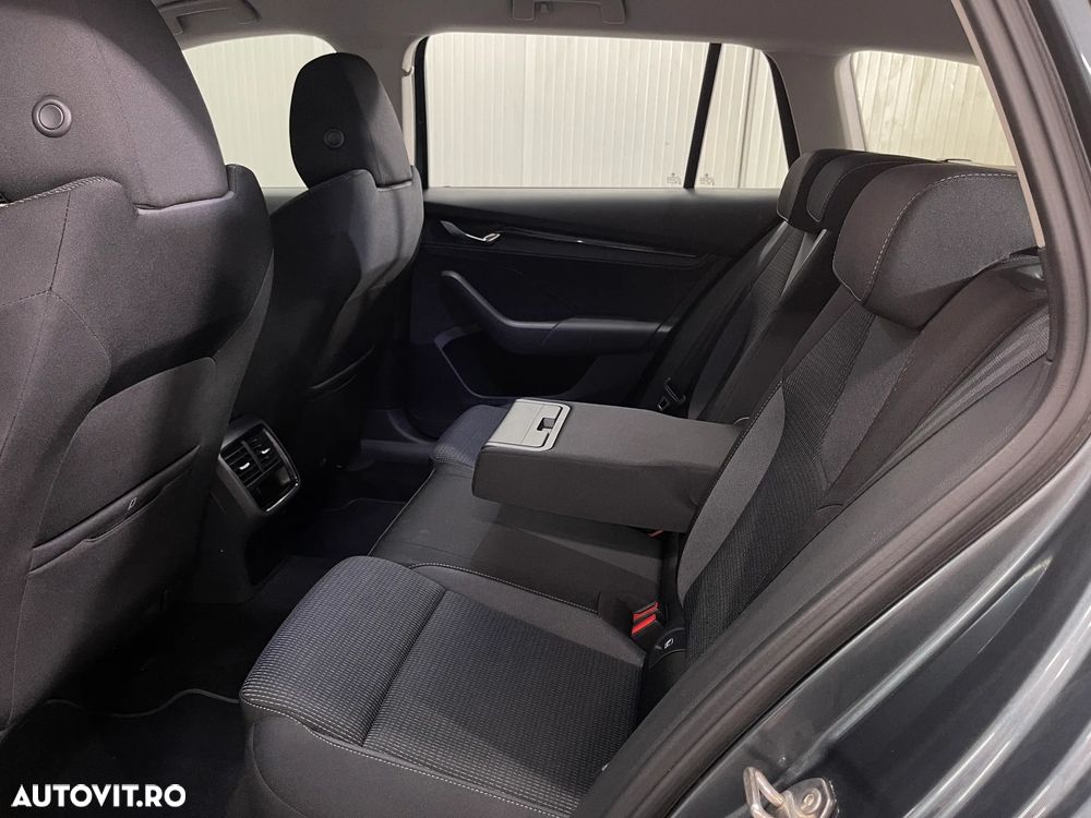 Skoda Octavia 1.4 TSI DSG Style - 12