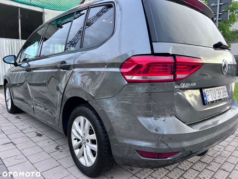 Volkswagen Touran 1.6 TDI SCR (BlueMotion Technology) DSG Comfortline - 40