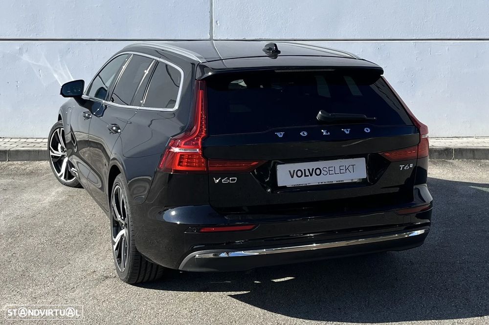 Volvo XC 60 2.0 T6 PHEV Core AWD - 5