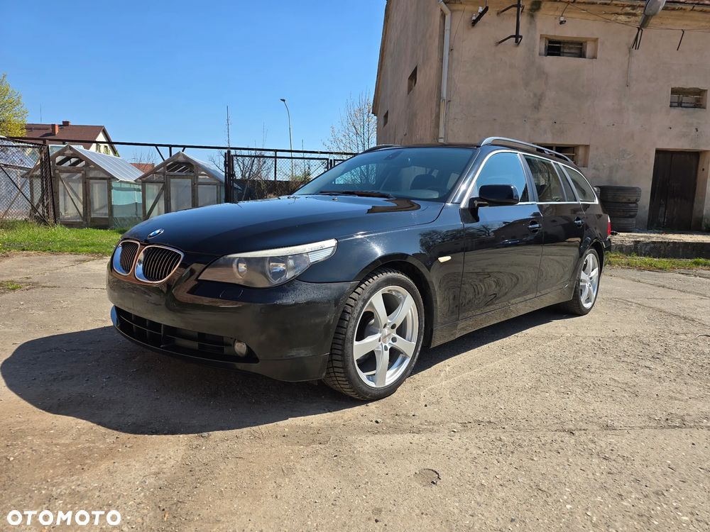 BMW Seria 5 525d - 1