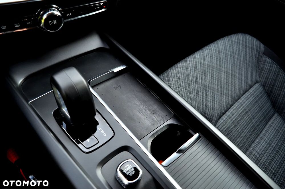 Volvo V60 B3 B Geartronic Momentum Pro - 29