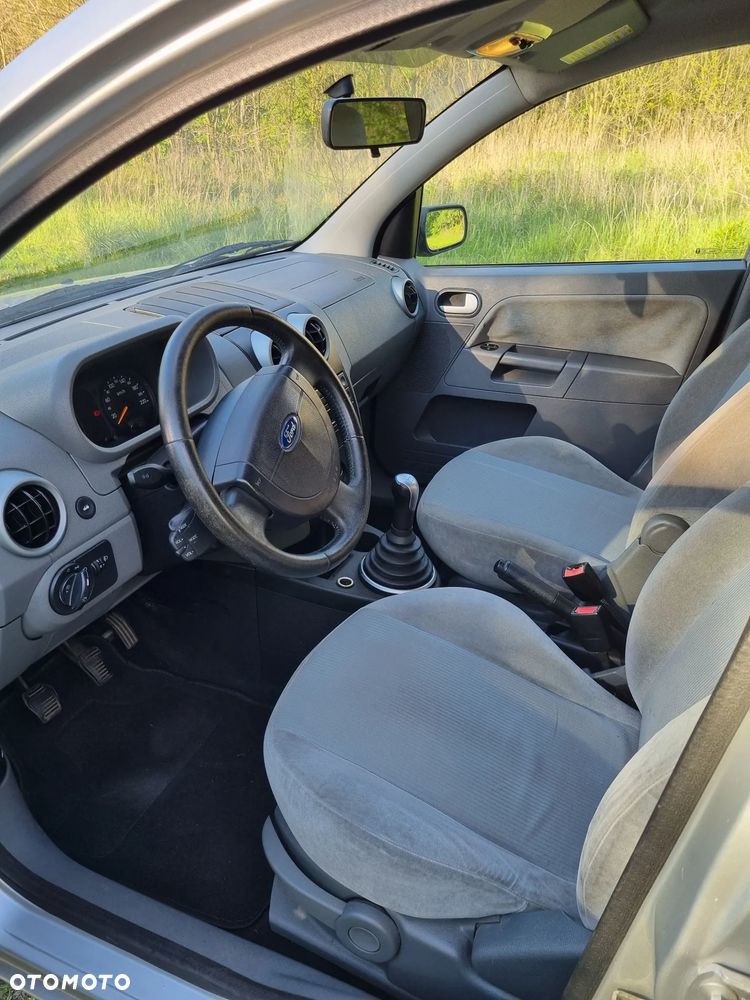 Ford Fusion 1.6 Fun X - 13