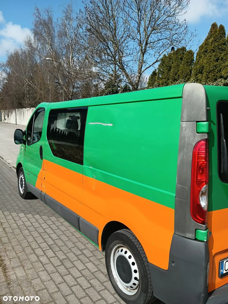 Renault TRAFIC - 10