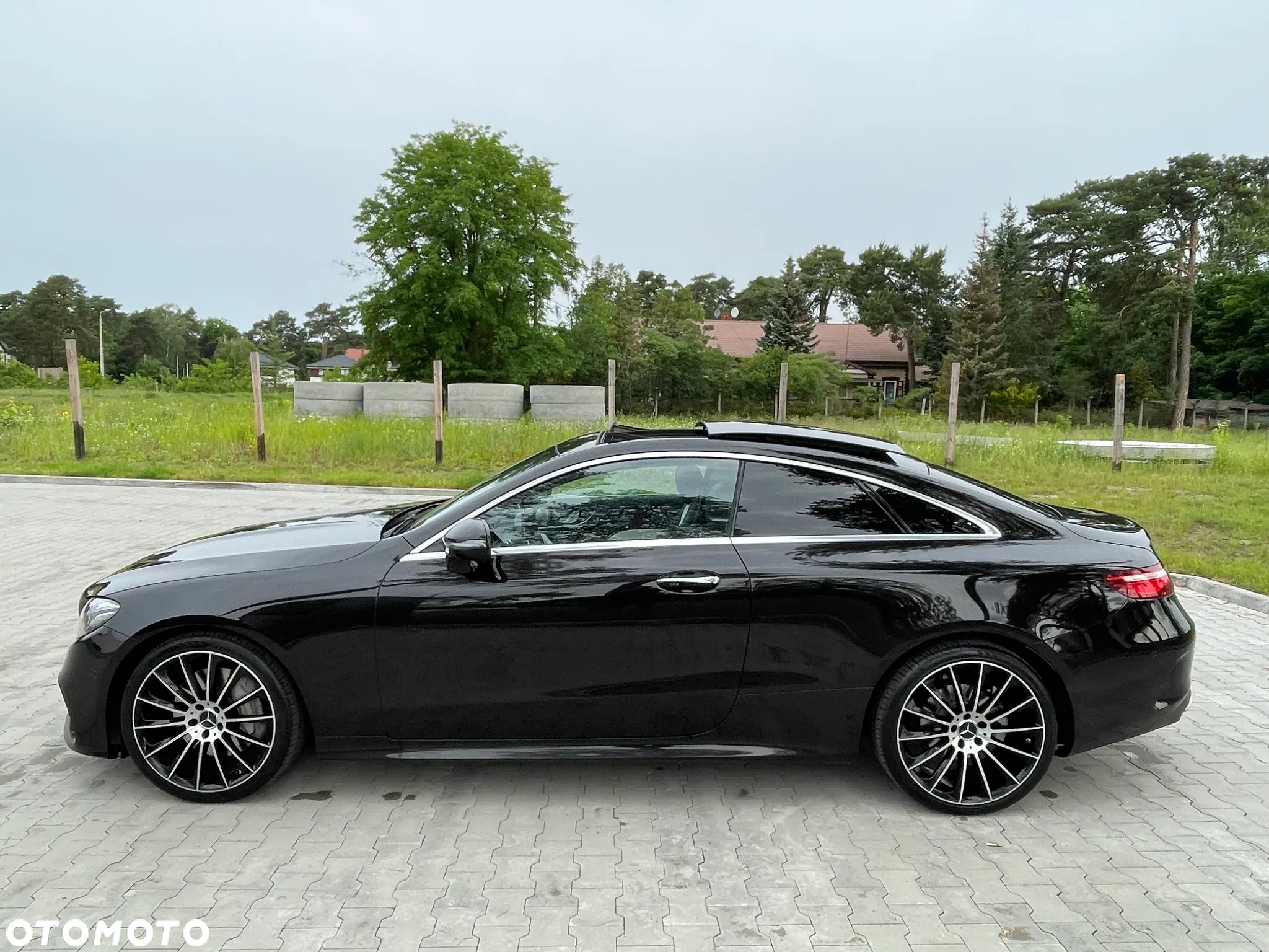 Mercedes-Benz Klasa E 300 Coupe 9G-TRONIC - 7