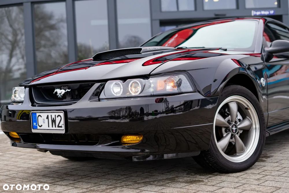 Ford Mustang 4.6 V8 GT - 11