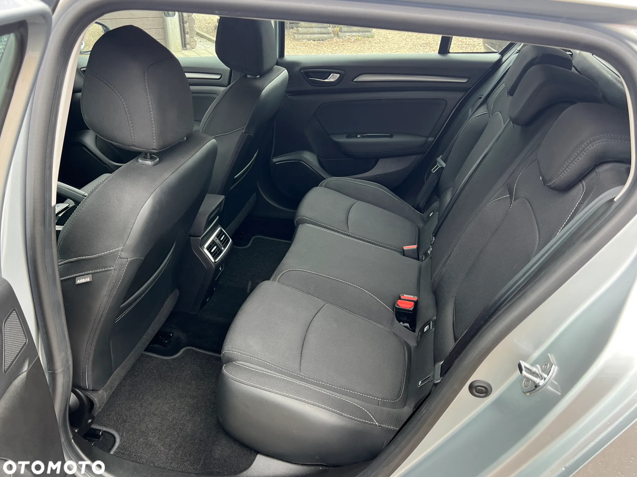 Renault Megane 1.5 Blue dCi Equilibre - 23