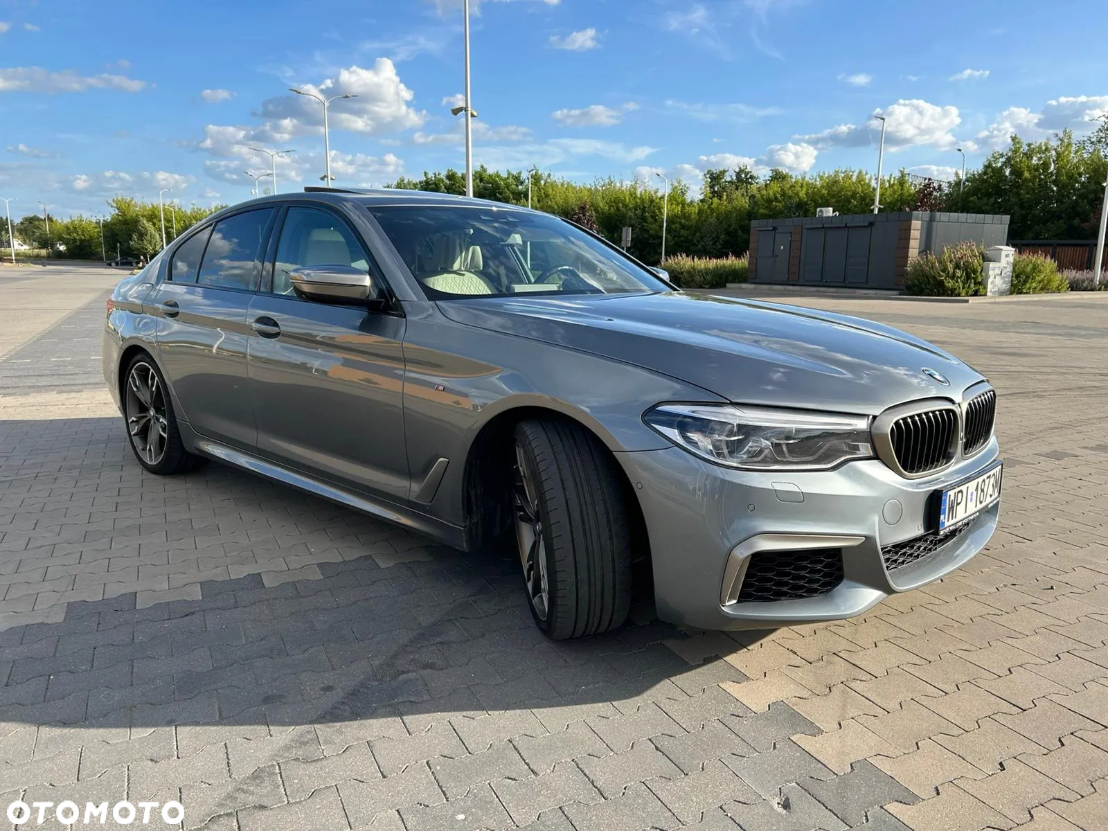 BMW Seria 5 M550d xDrive - 8