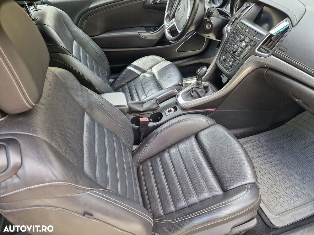 Opel Cascada 2.0 CDTI ECOFLEX Start/Stop Edition - 28