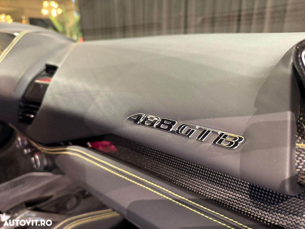 Ferrari 488 GTB - 22