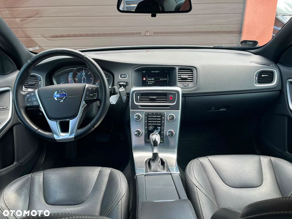 Volvo S60 D4 Geartronic Momentum - 19