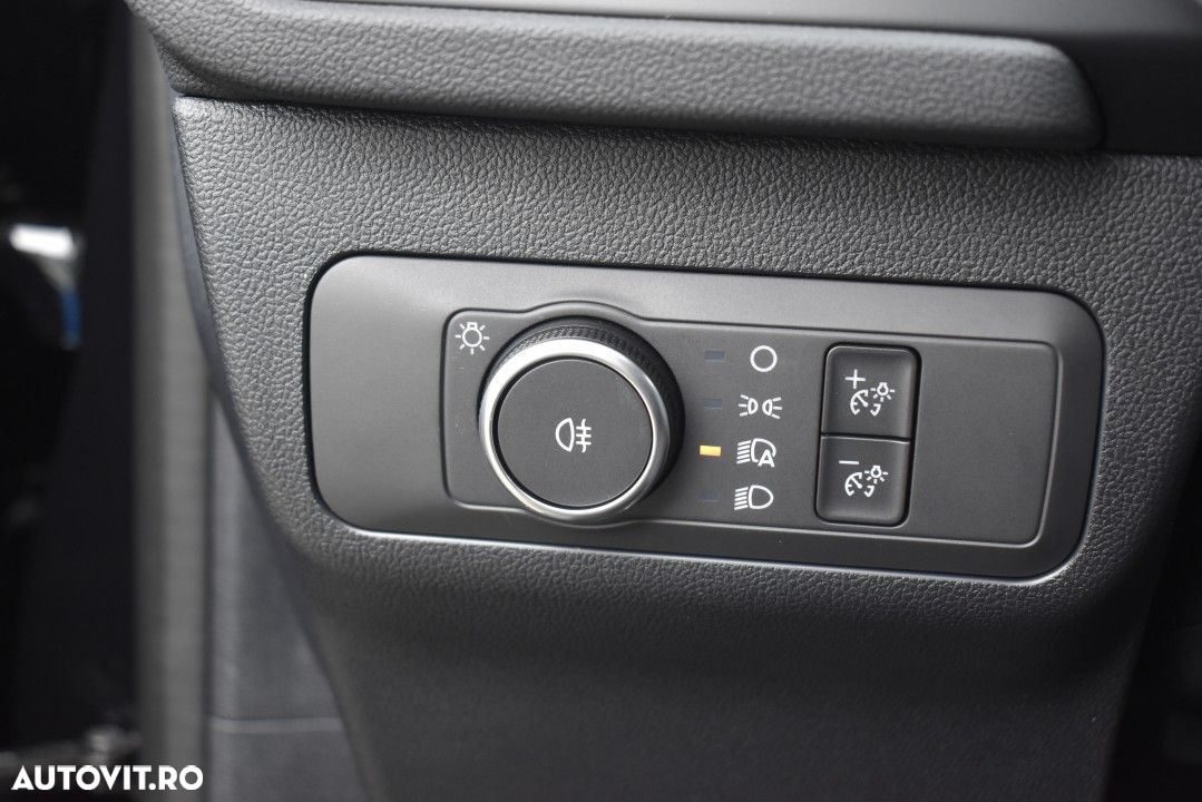 Ford Kuga 2.5 Duratec FWD FHEV ST-Line - 13