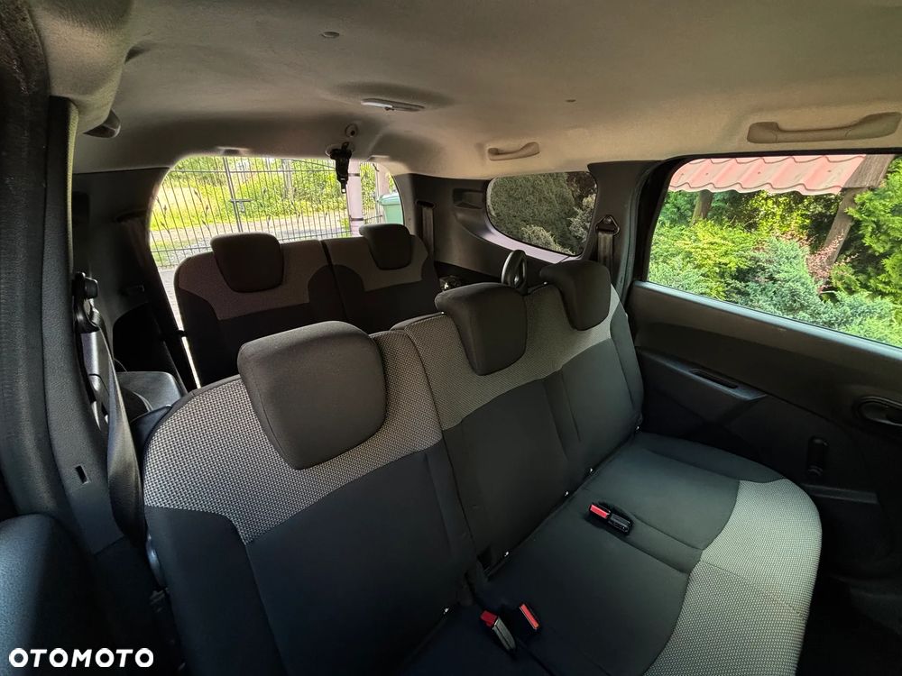 Dacia Lodgy SCe 100 Access - 9
