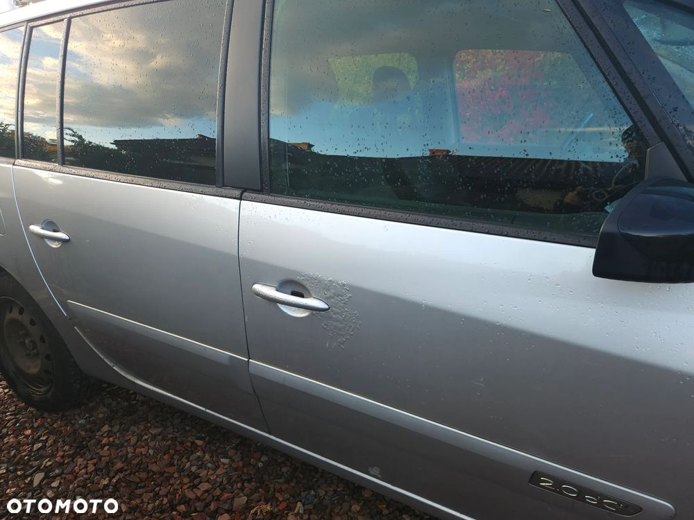 Renault Espace 2.0 dCi Voyage - 14