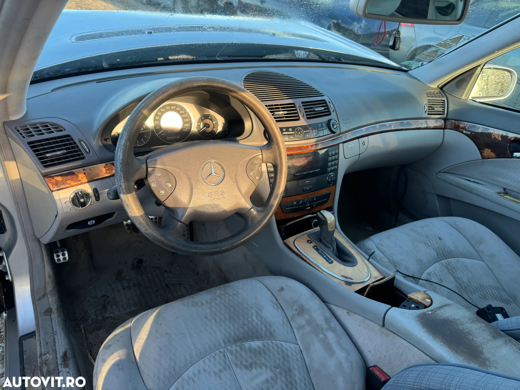 Dezmembram  Mercedes E220 W211 an 2005 2.2d automat - 9