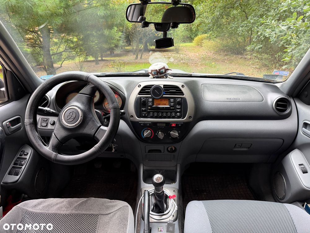 Toyota RAV4 D-4D 4x4 Sol - 6
