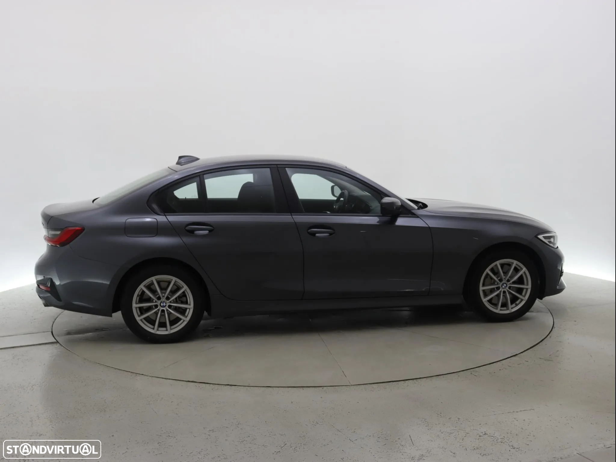 BMW 330 e Auto - 9