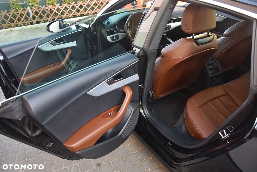 Audi A5 Sportback 2.0 TDI S tronic - 19