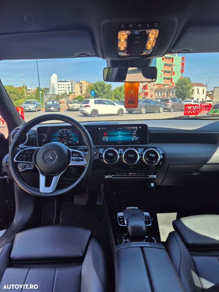 Mercedes-Benz A 180 d 7G-DCT - 6