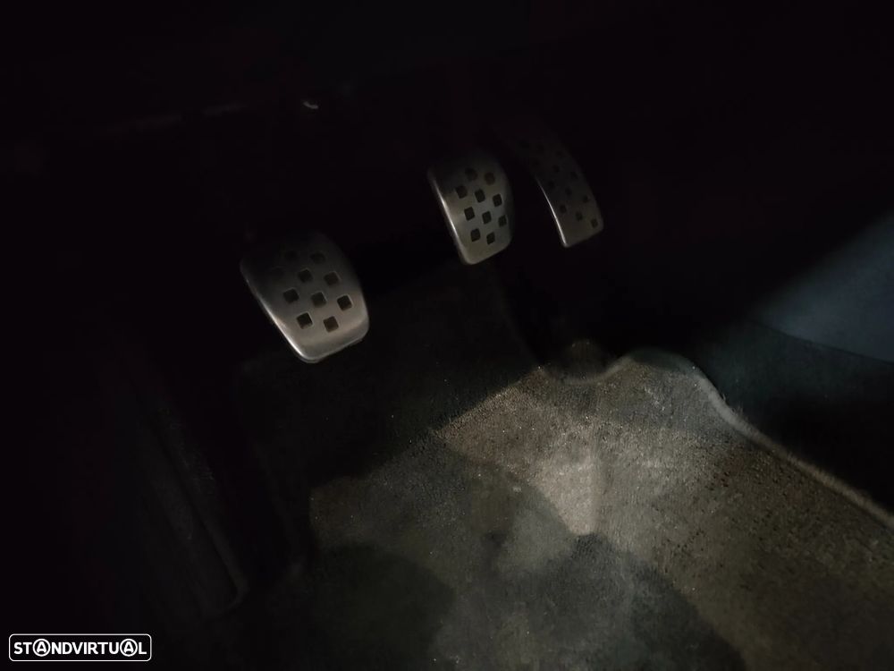 Renault Clio Sport Tourer 1.5 dCi GT Line - 10