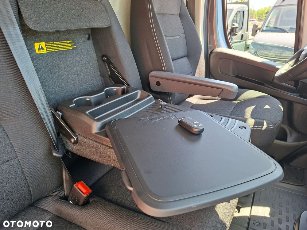Fiat Super wyposażenie! Fiat Ducato L4H2 180km Automat - 30