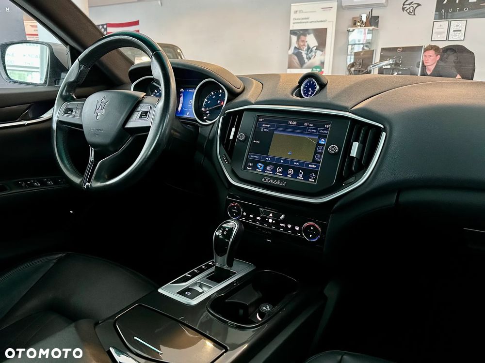 Maserati Ghibli - 13