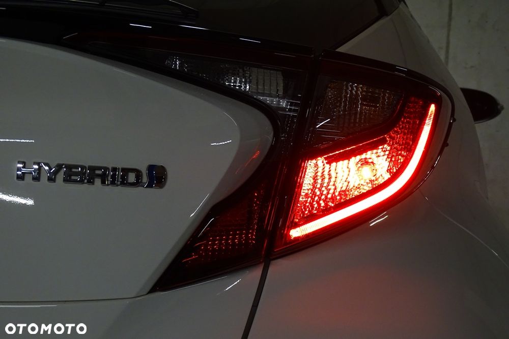 Toyota C-HR Business-Edition - 16