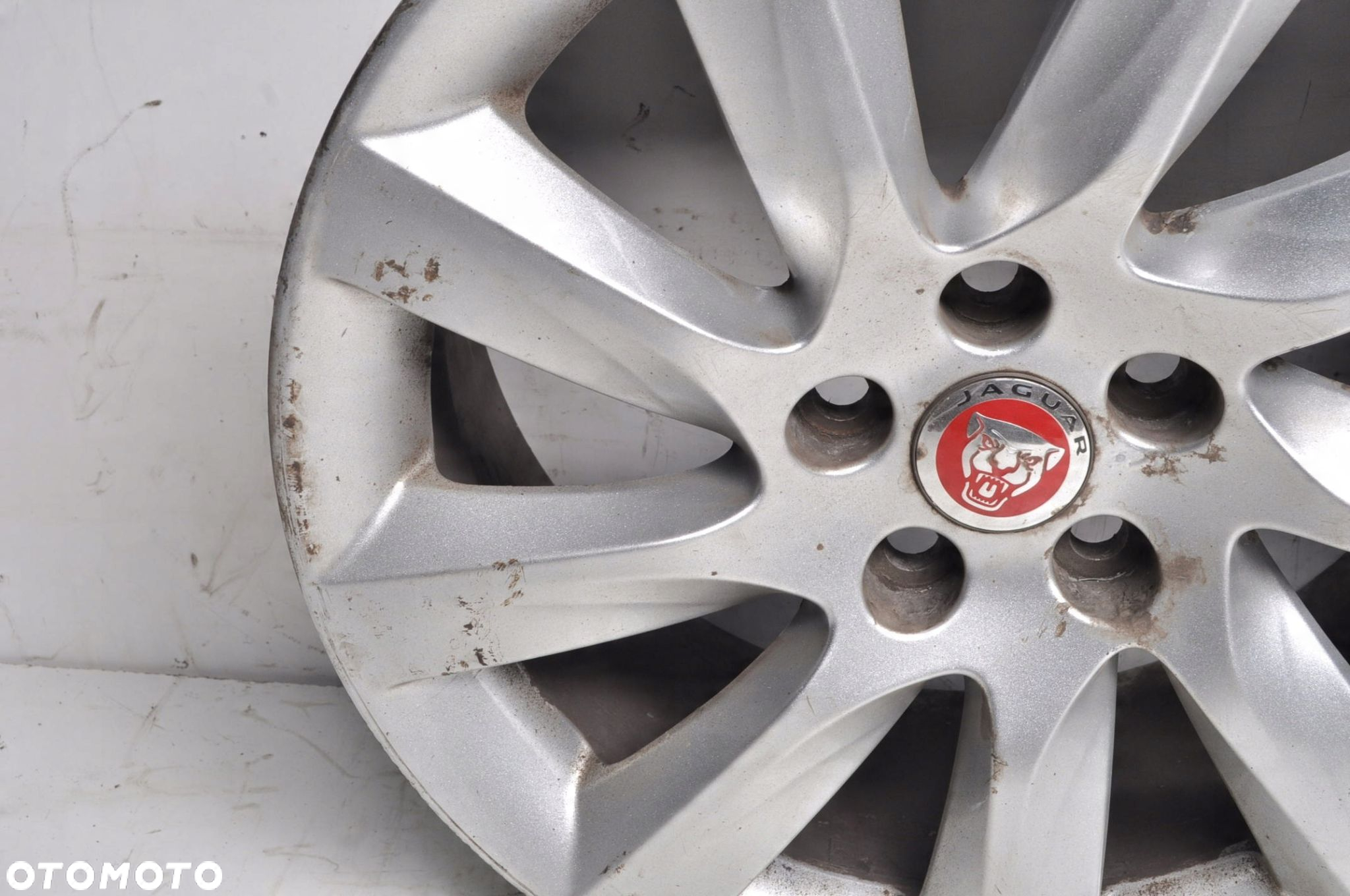 JAGUAR XE X760 XF X260 FELGI ALUMINIOWE R17 7.5J 5X108 ET45 GX63-1007-CB - 5