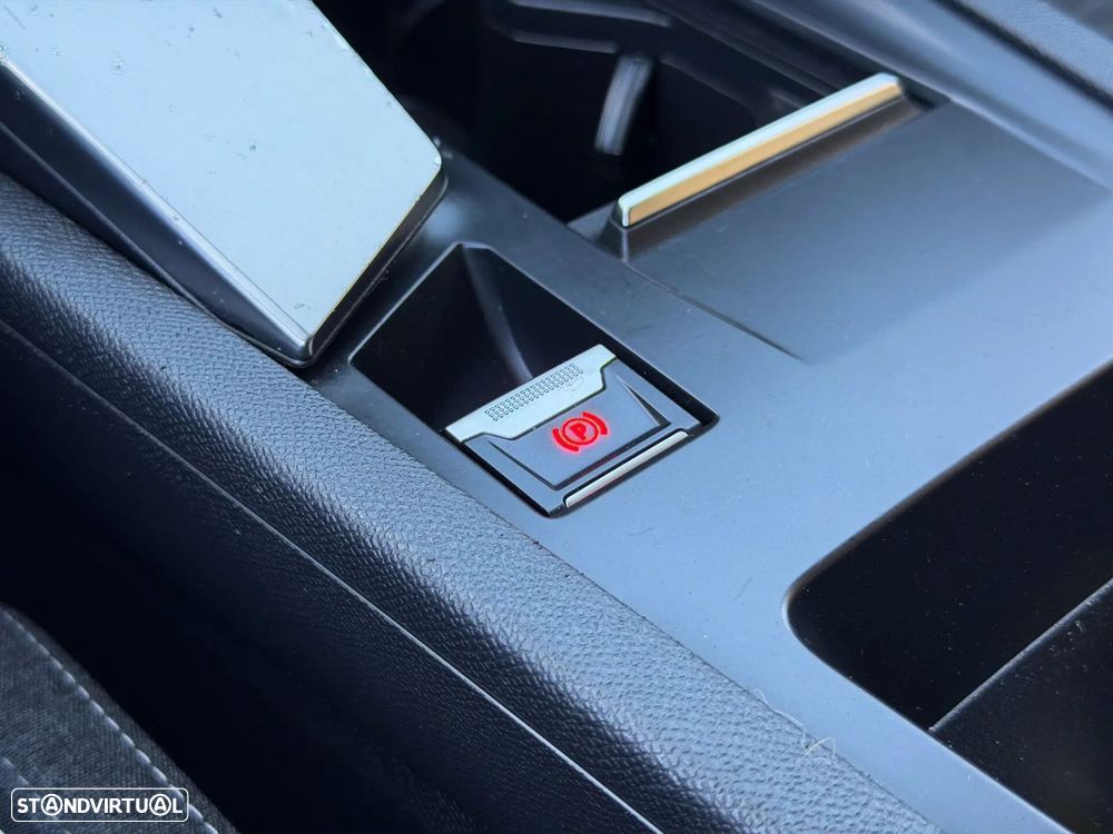 Peugeot 308 SW 1.5 BlueHDi Active EAT8 - 24