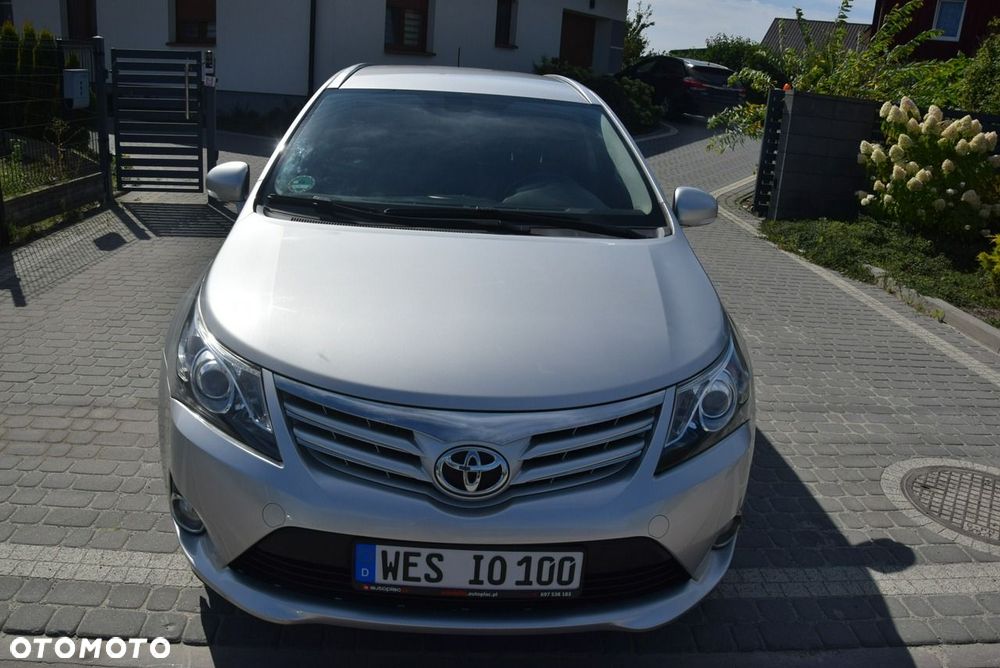 Toyota Avensis 1.8 Prestige - 4