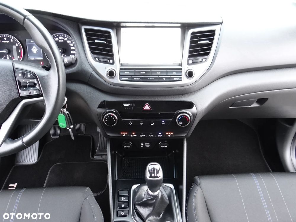 Hyundai Tucson blue 1.6 GDi 2WD Advantage - 27