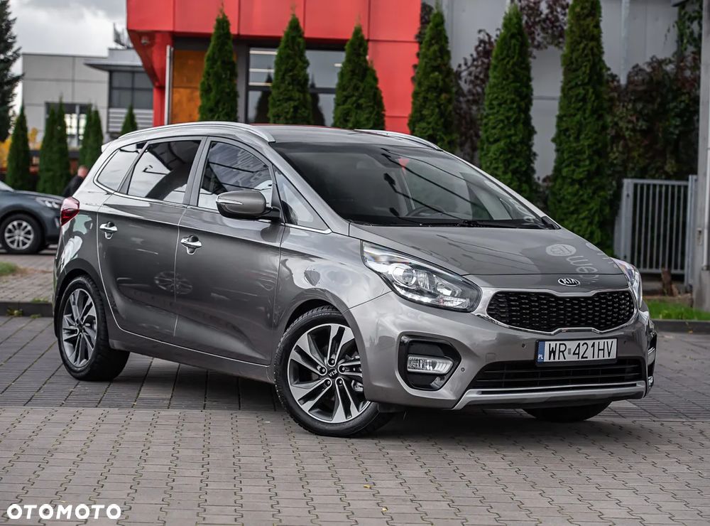 Kia Carens 1.7 CRDi XL 7os - 4
