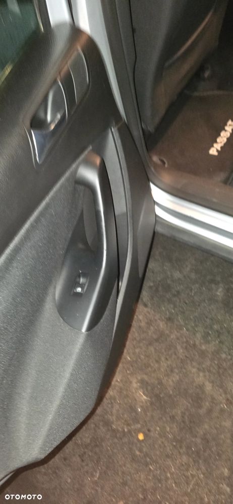 Volkswagen Passat 2.0 TDI 4Mot Comfortline - 11