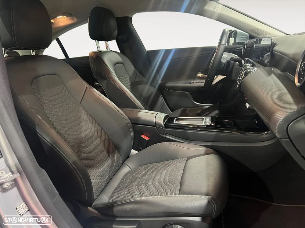 Mercedes-Benz CLA 180 d - 14