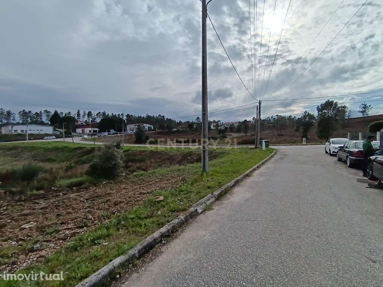 Lote de terreno Urbano com 923 m2 em São Vicente da Beira - Grande imagem: 2/4