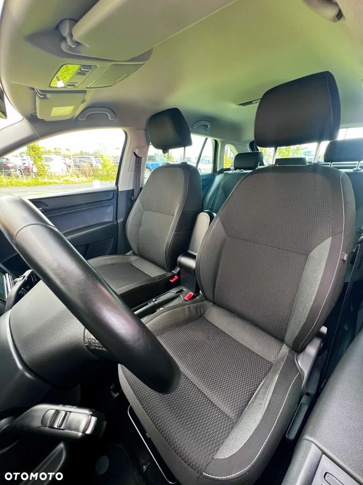 Skoda RAPID 1.6 TDI DSG Edition - 9