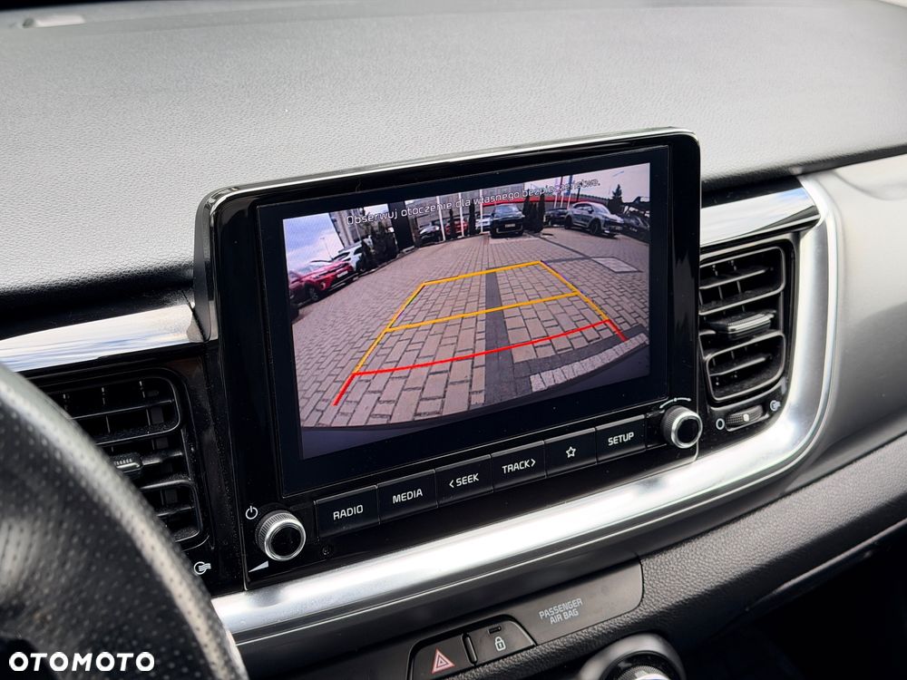 Kia Stonic 1.2 L - 23