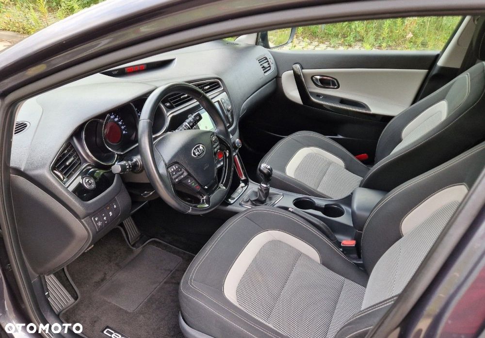 Kia Ceed - 18