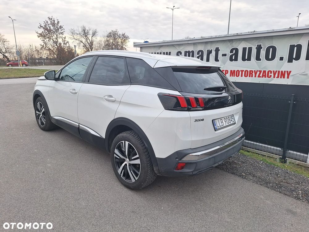 Peugeot 3008 1.2 PureTech Allure S&S - 4