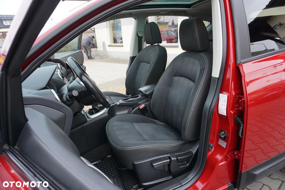 Nissan Qashqai 1.6 acenta - 21