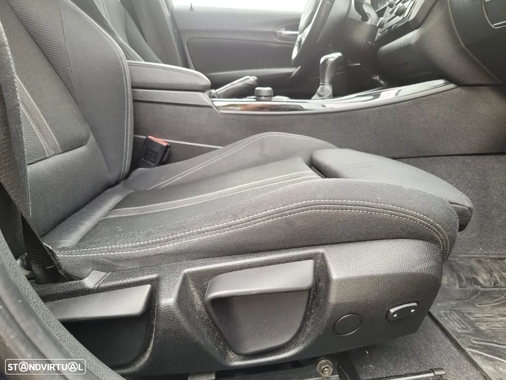BMW 116 d EfficientDynamics - 17