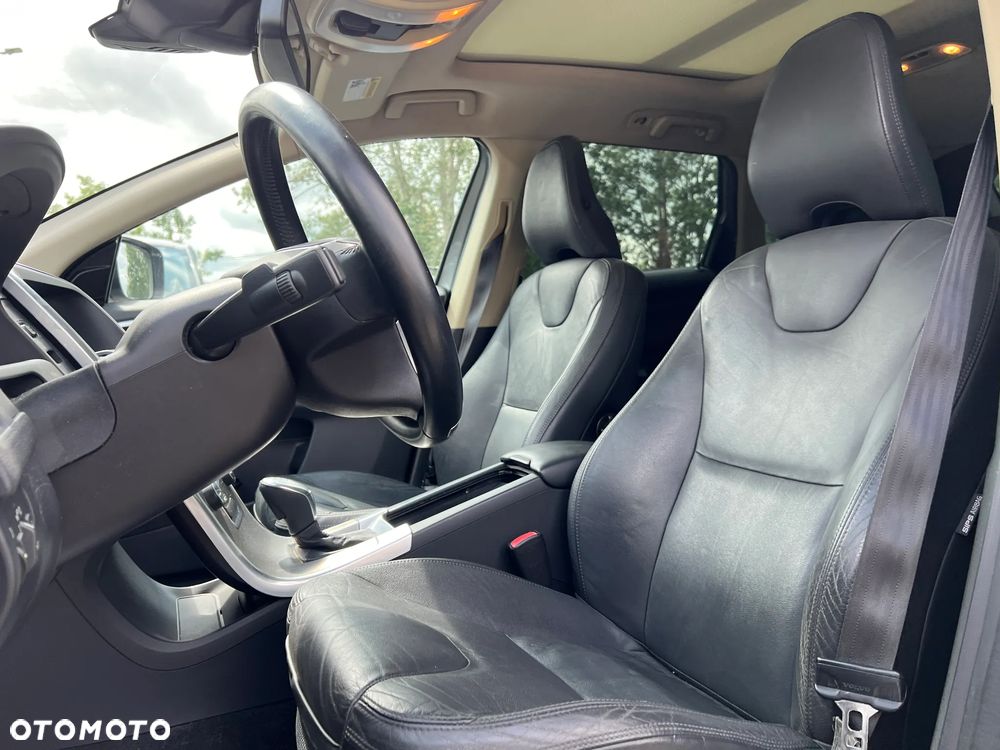 Volvo XC 60 - 13