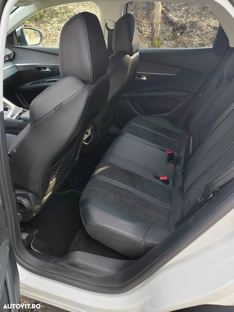 Peugeot 3008 PureTech 130 Stop & Start GPF EAT8 Crossway - 7