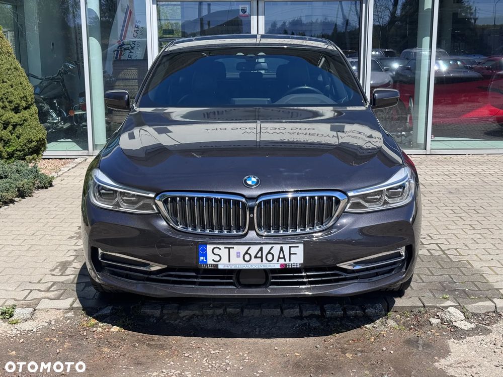 BMW 6GT - 2