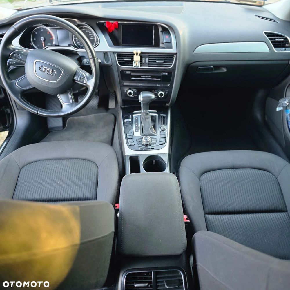 Audi A4 Avant - 4