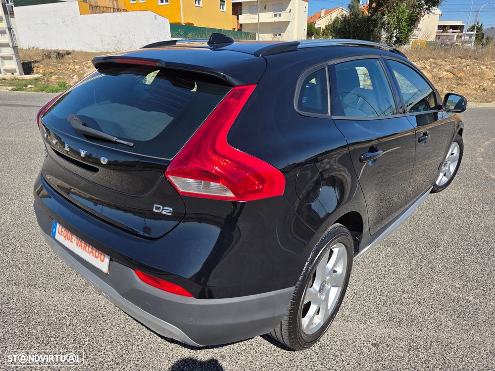 Volvo V40 Cross Country 1.6 D2 Summum - 28