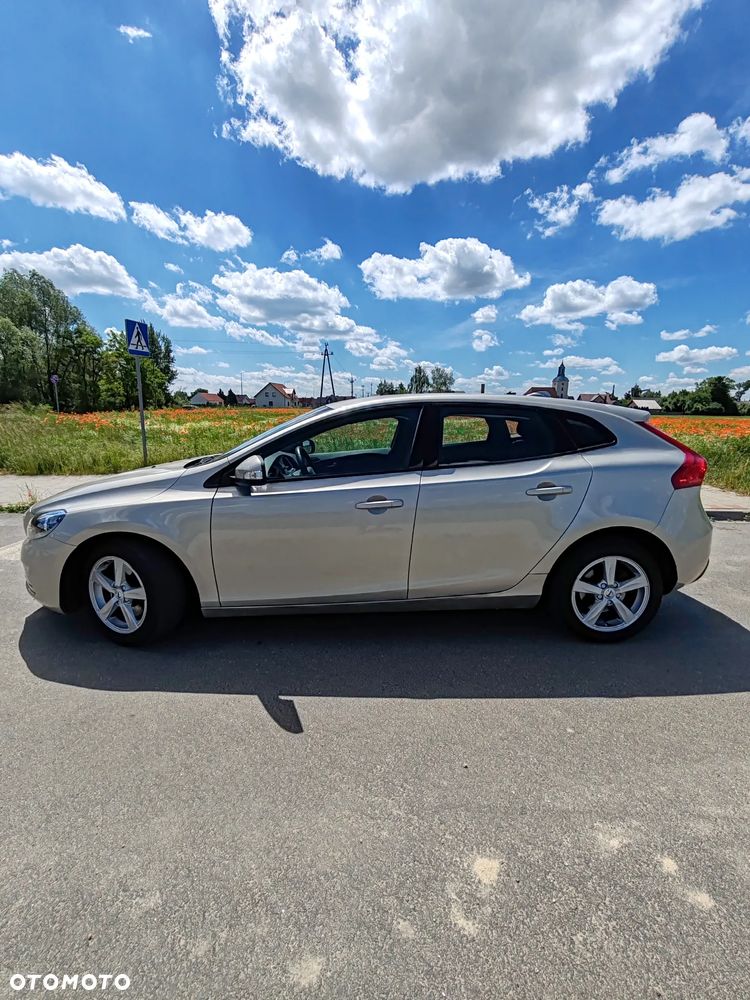 Volvo V40 T2 Kinetic - 5