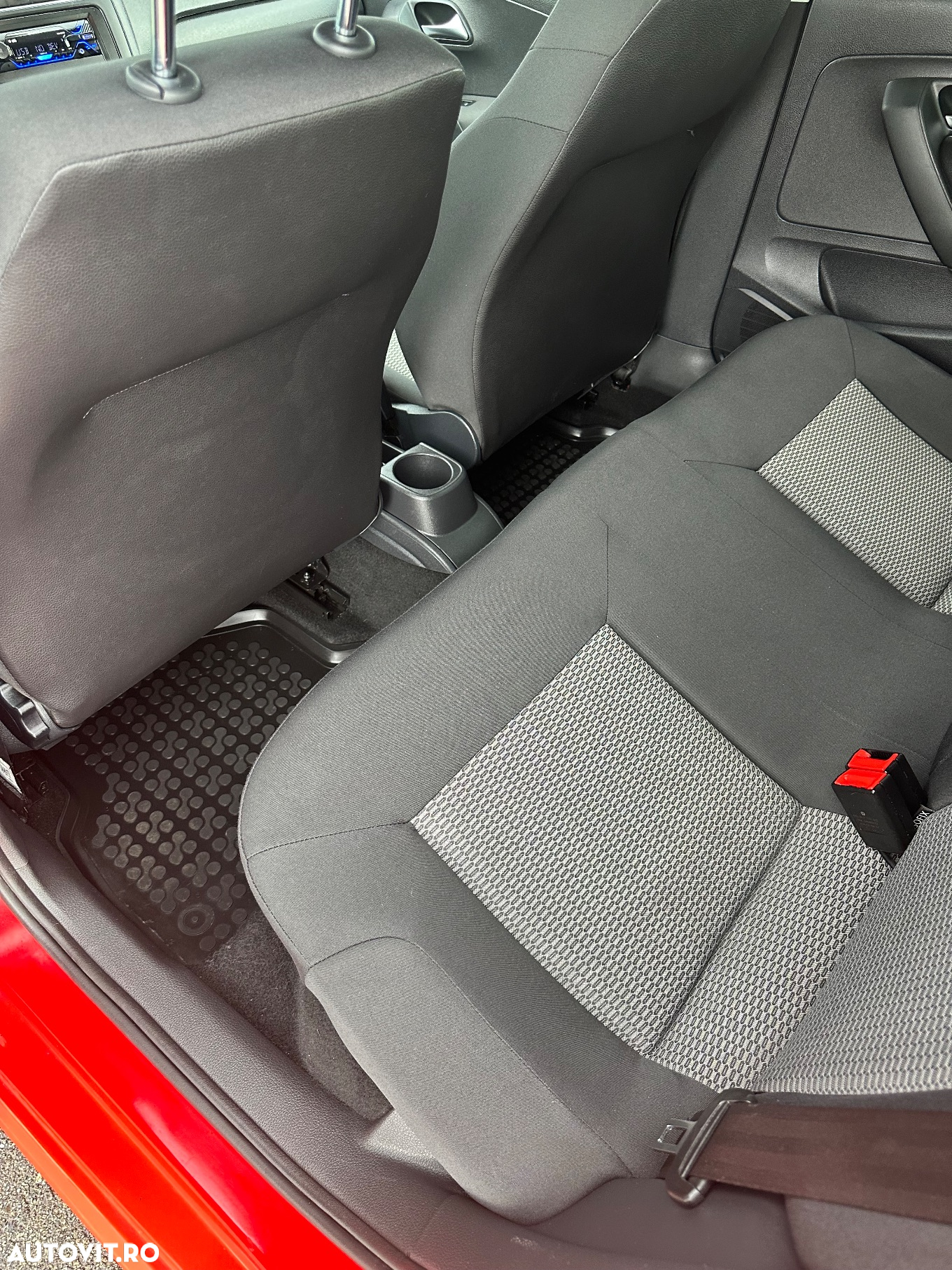 Volkswagen Polo 1.4 FSI Comfortline - 10