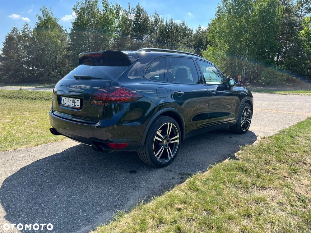 Porsche Cayenne - 9