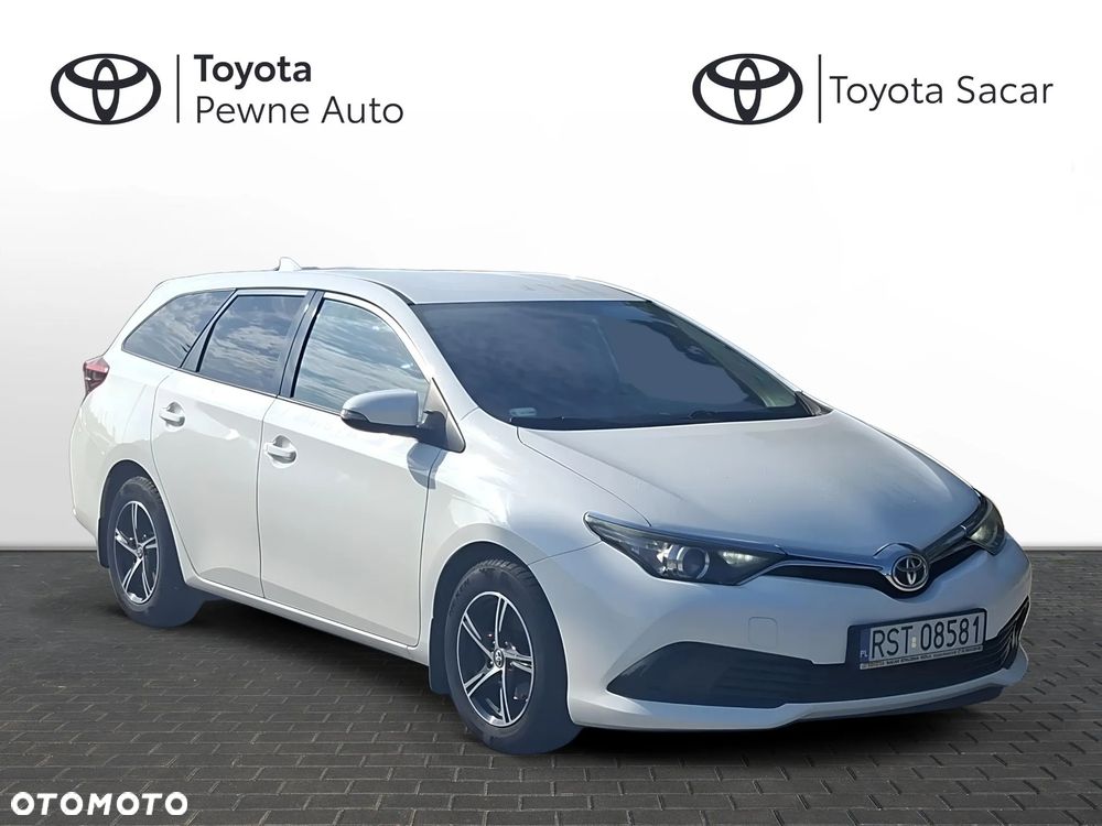 Toyota Auris - 7